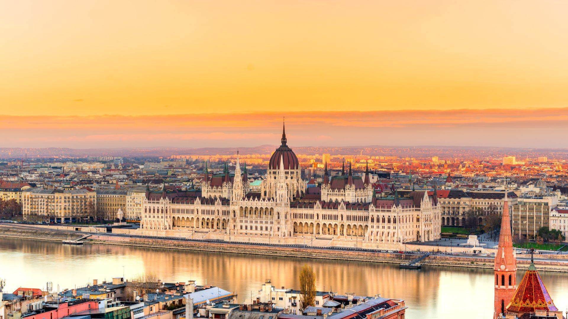inside-hungarys-guest-investor-program-cover