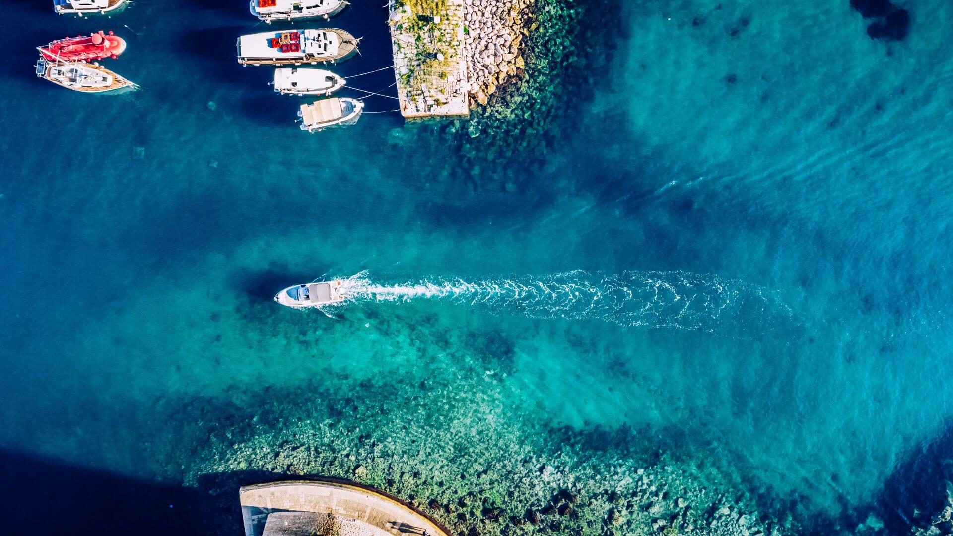 invest-now-8-best-greek-investments-cover